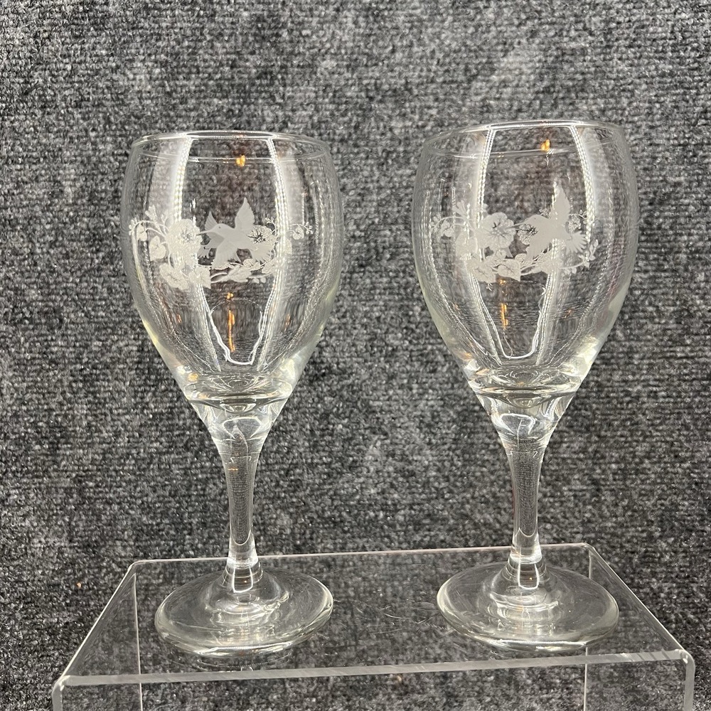 2 Home Interiors Vintage Etched Hummingbird Wine, Water or Goblet Glasses 7.5"
